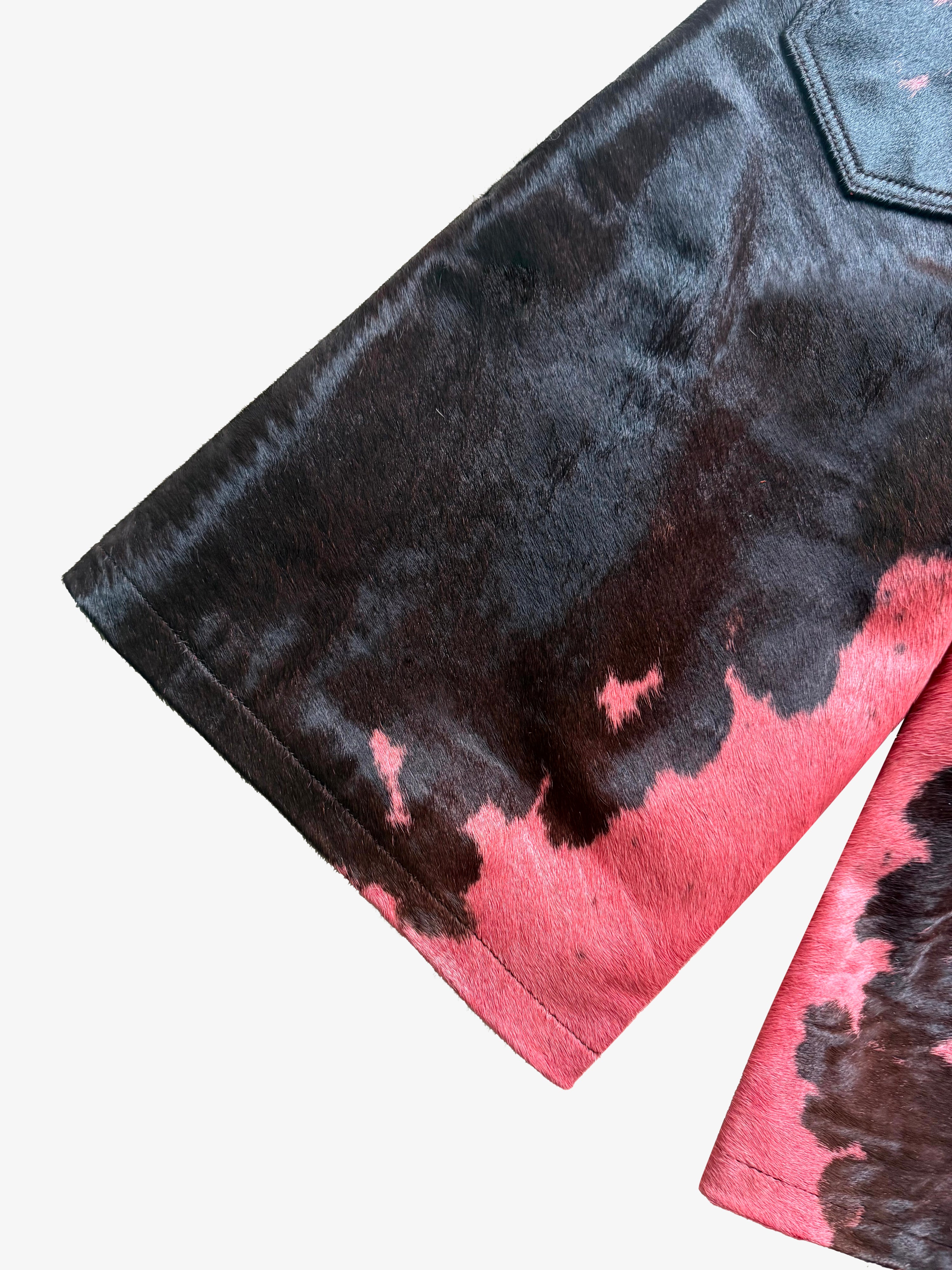 Flared Cowhide Shorts Pink